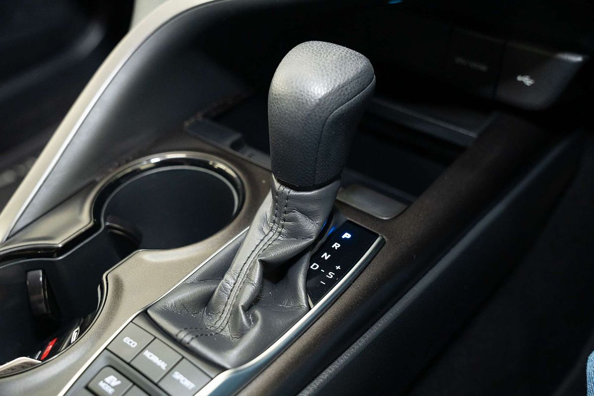 2024 Toyota Camry Ascent AXVH70R