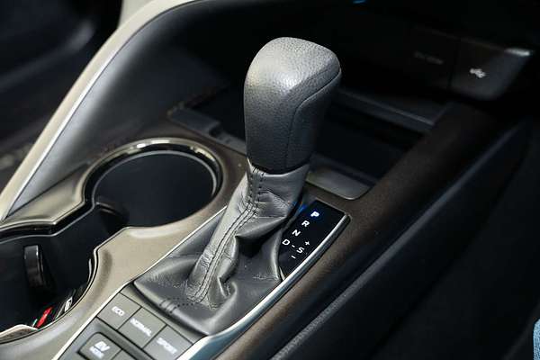 2024 Toyota Camry Ascent AXVH70R