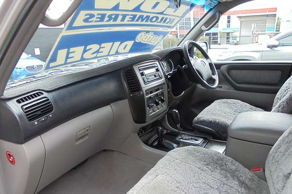 2003 Toyota Landcruiser GXL HDJ100R