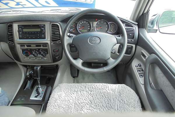 2003 Toyota Landcruiser GXL HDJ100R