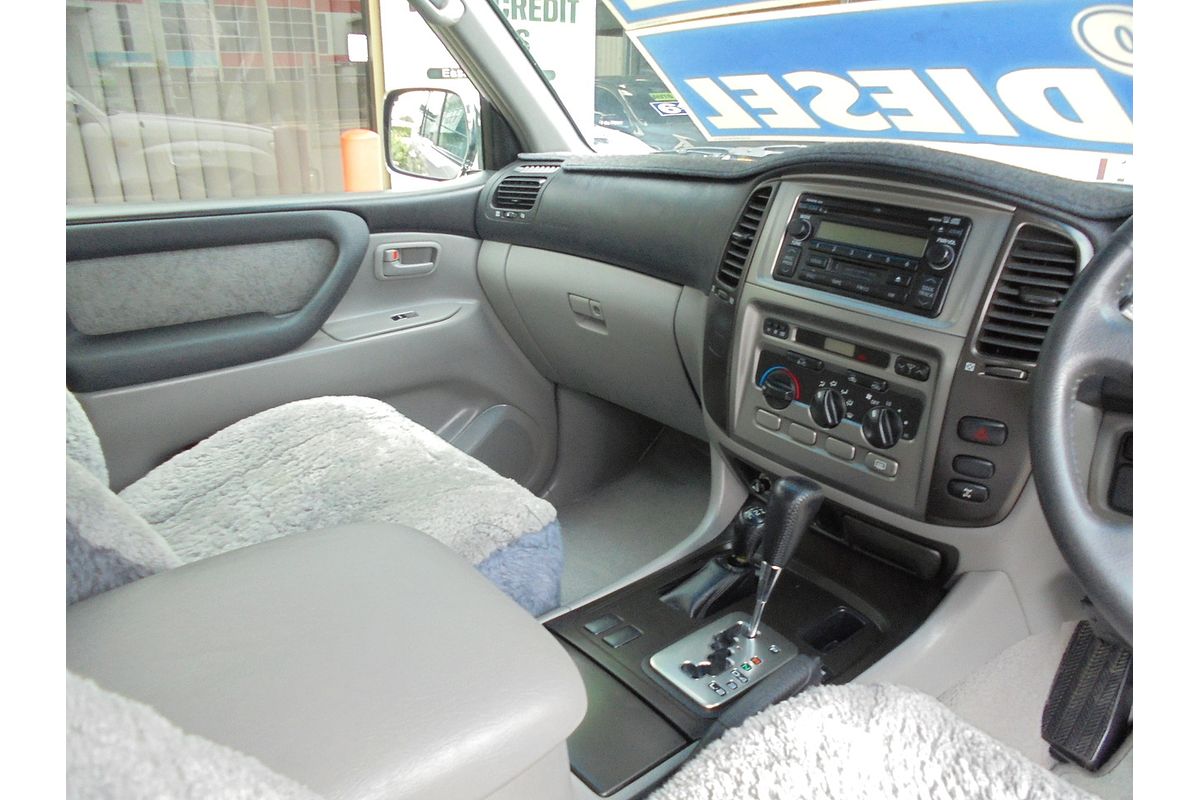 2003 Toyota Landcruiser GXL HDJ100R