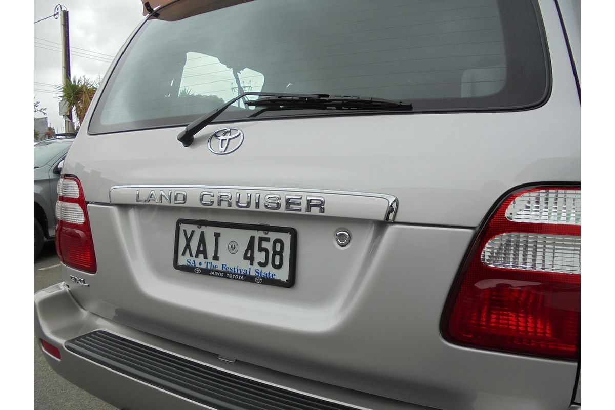 2003 Toyota Landcruiser GXL HDJ100R