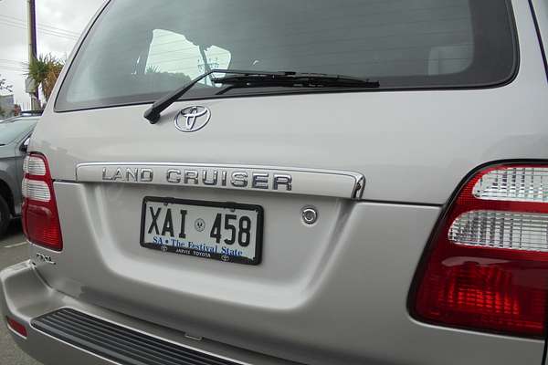 2003 Toyota Landcruiser GXL HDJ100R