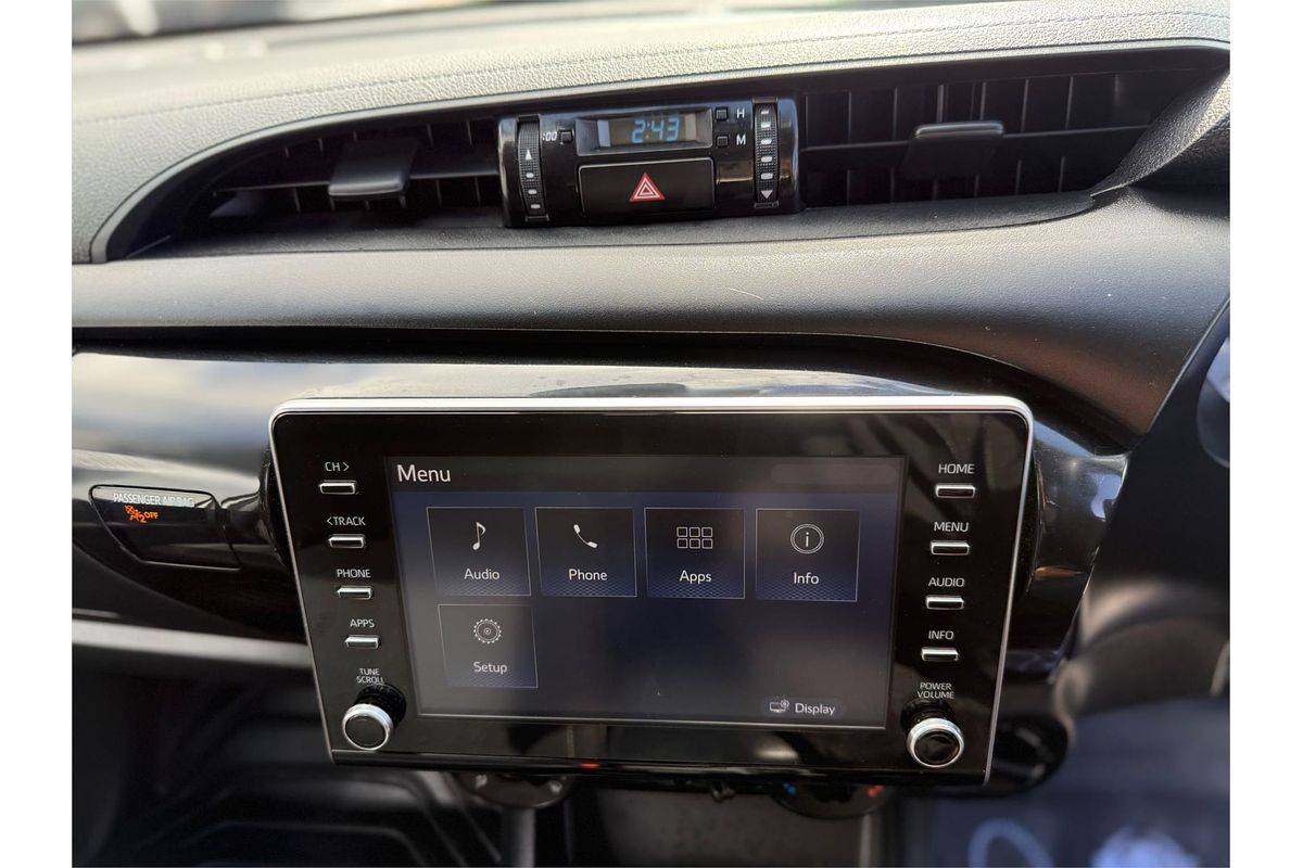 2020 Toyota Hilux SR GUN126R 4X4