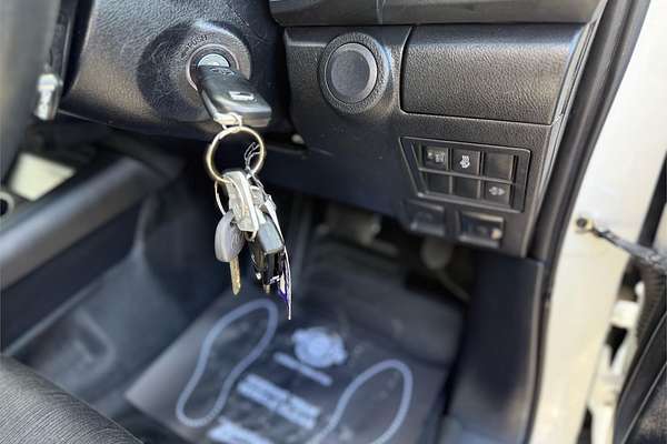 2020 Toyota Hilux SR GUN126R 4X4