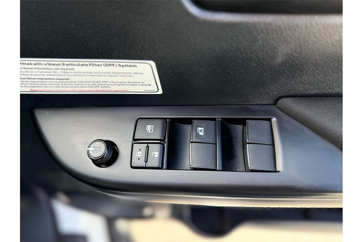 2020 Toyota Hilux SR GUN126R 4X4