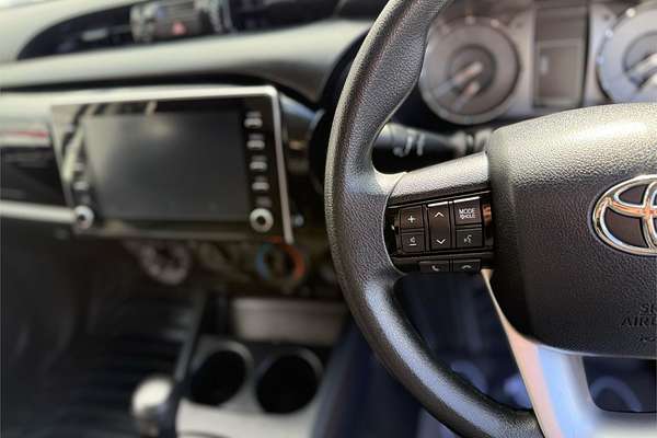2020 Toyota Hilux SR GUN126R 4X4