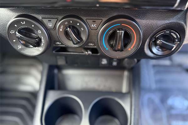2020 Toyota Hilux SR GUN126R 4X4