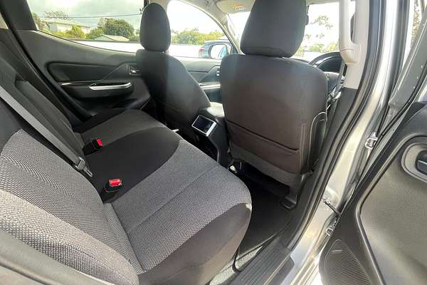 2021 Mitsubishi Triton GLS MR 4X4