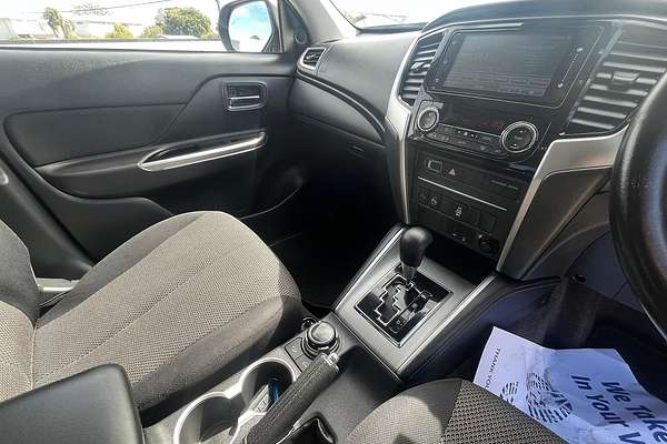 2021 Mitsubishi Triton GLS MR 4X4
