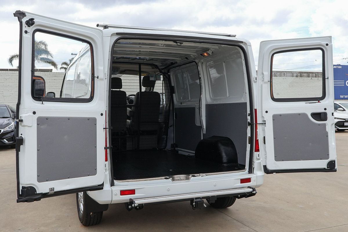 2023 LDV V80 SWB