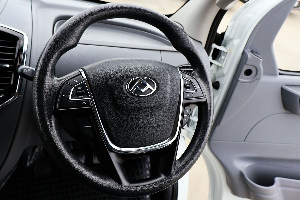 2023 LDV V80 SWB