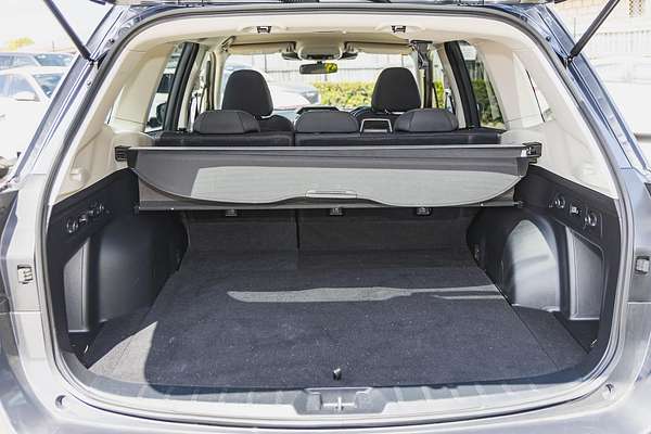 2023 Subaru Forester 2.5i S5