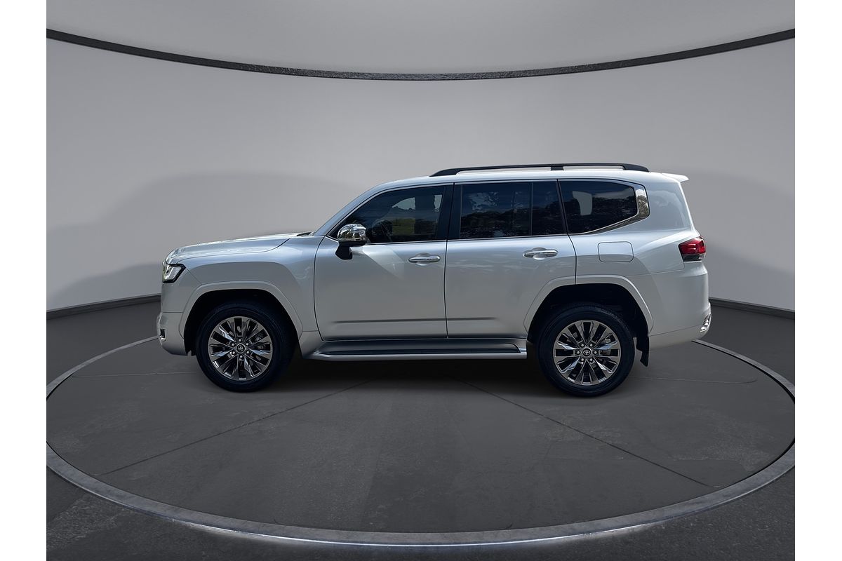 2023 Toyota Landcruiser Sahara ZX FJA300R