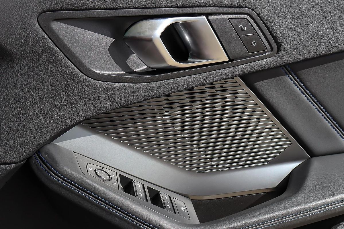 2024 BMW 1 Series 118 M Sport F70