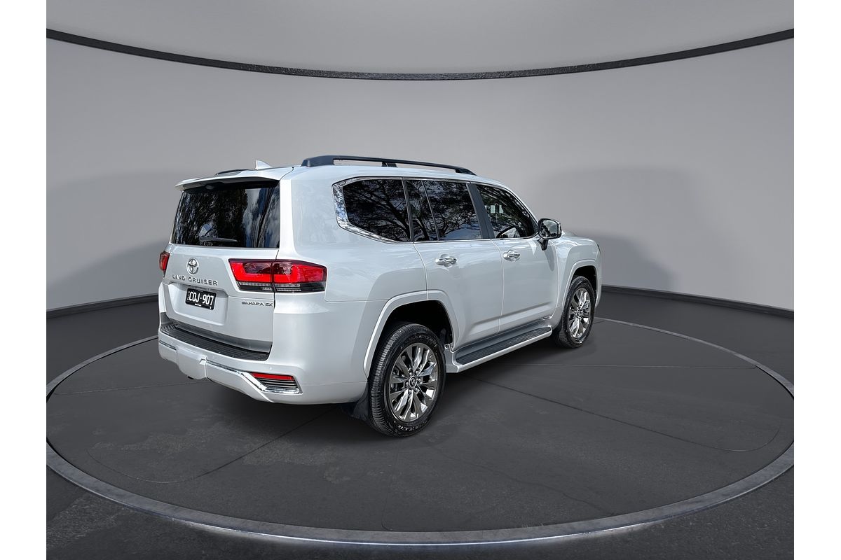 2023 Toyota Landcruiser Sahara ZX FJA300R