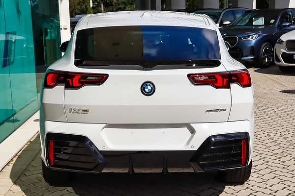 2024 BMW iX2 xDrive30 M Sport U10