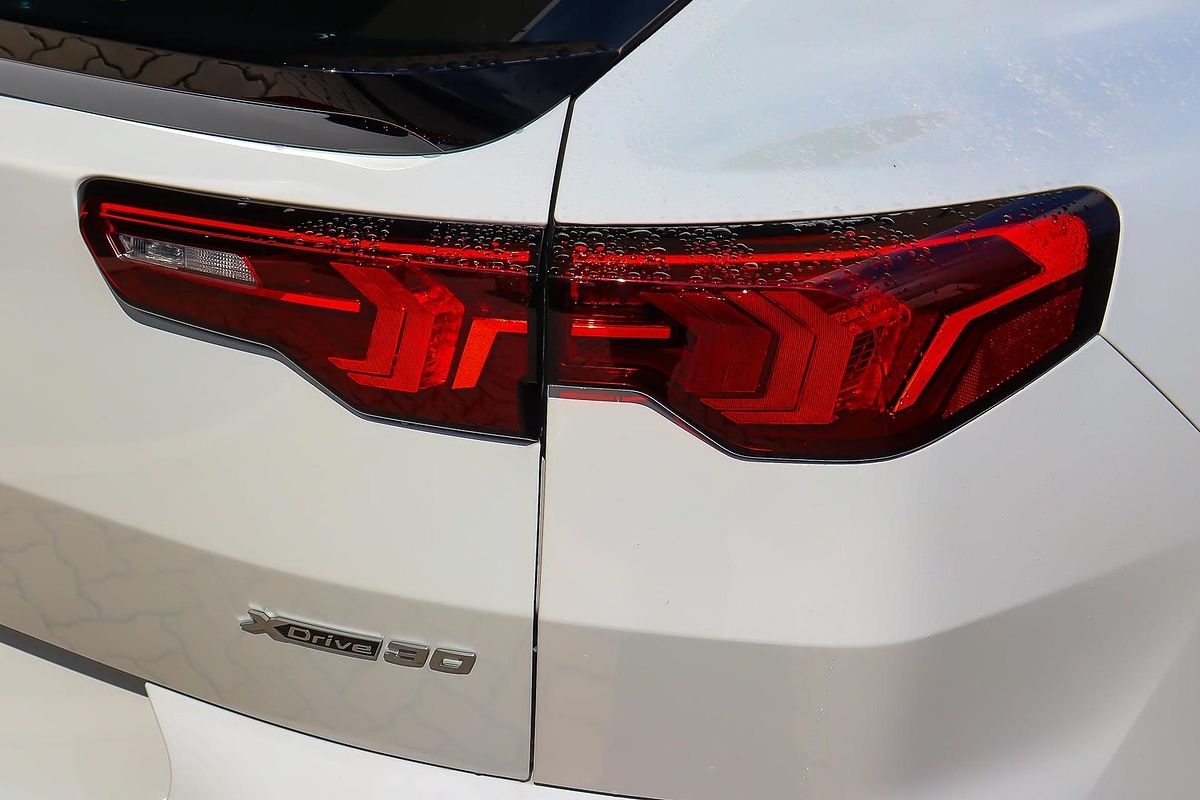 2024 BMW iX2 xDrive30 M Sport U10