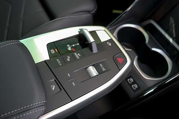 2024 BMW iX2 xDrive30 M Sport U10