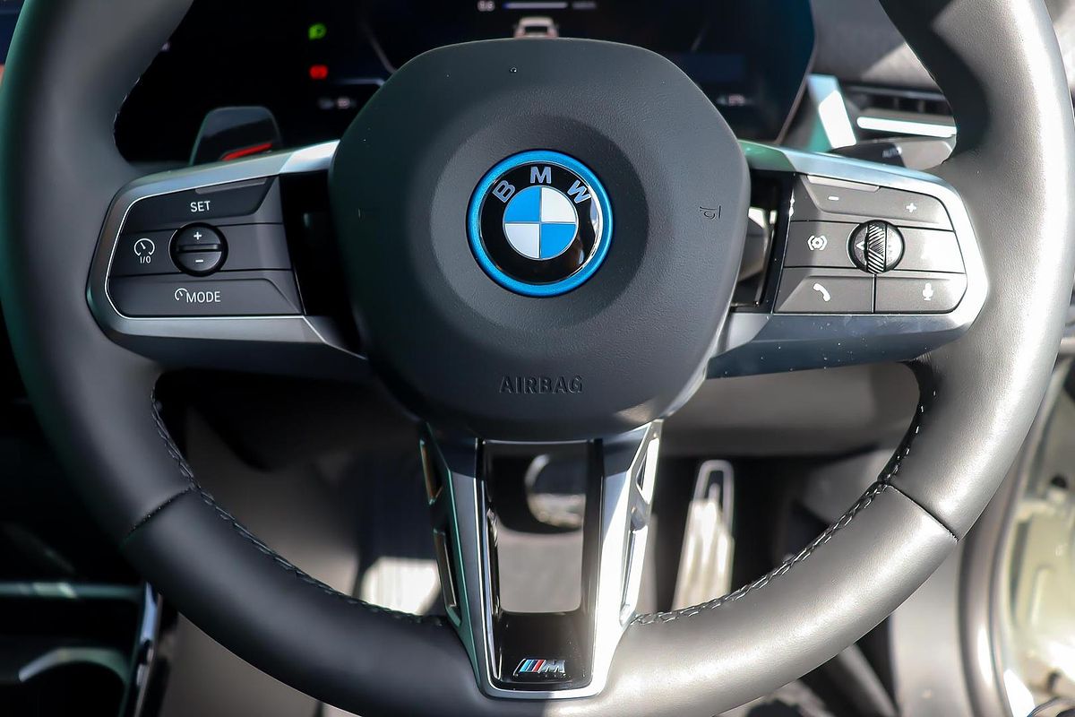 2024 BMW iX2 xDrive30 M Sport U10