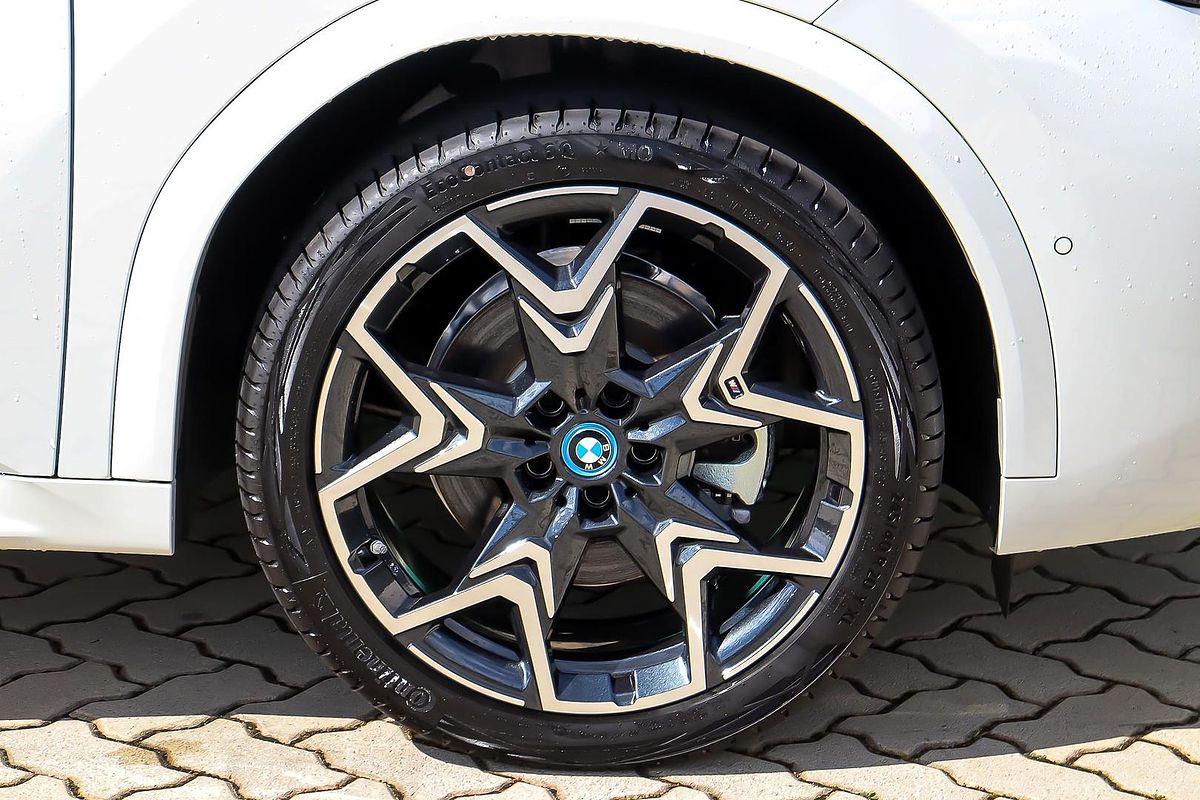 2024 BMW iX2 xDrive30 M Sport U10