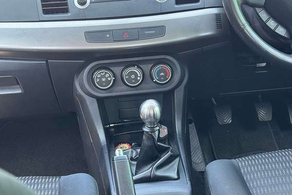 2012 Mitsubishi Lancer ES CJ