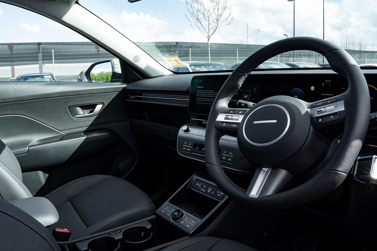 2025 Hyundai Kona Premium SX2.V3