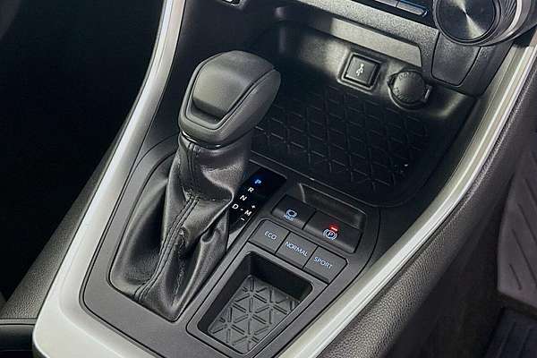 2020 Toyota RAV4 GX MXAA52R