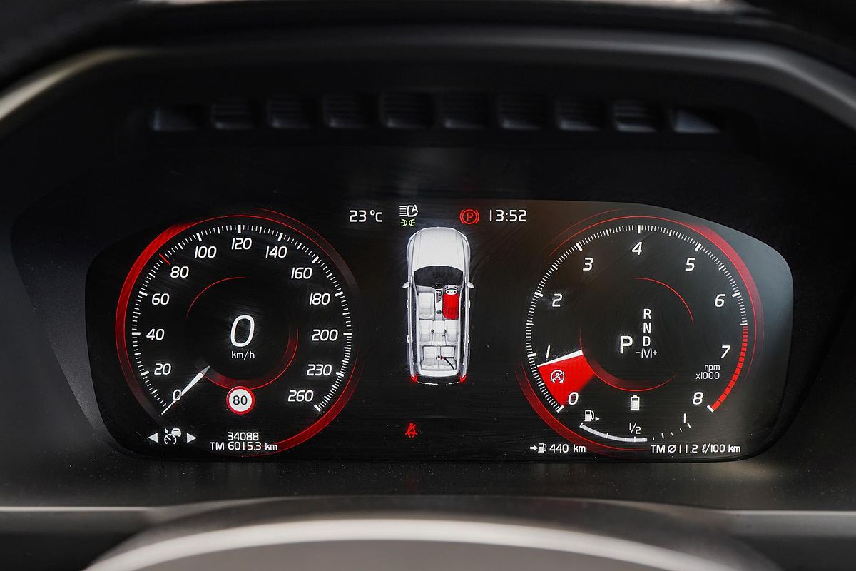 2022 Volvo XC90 B6 Inscription