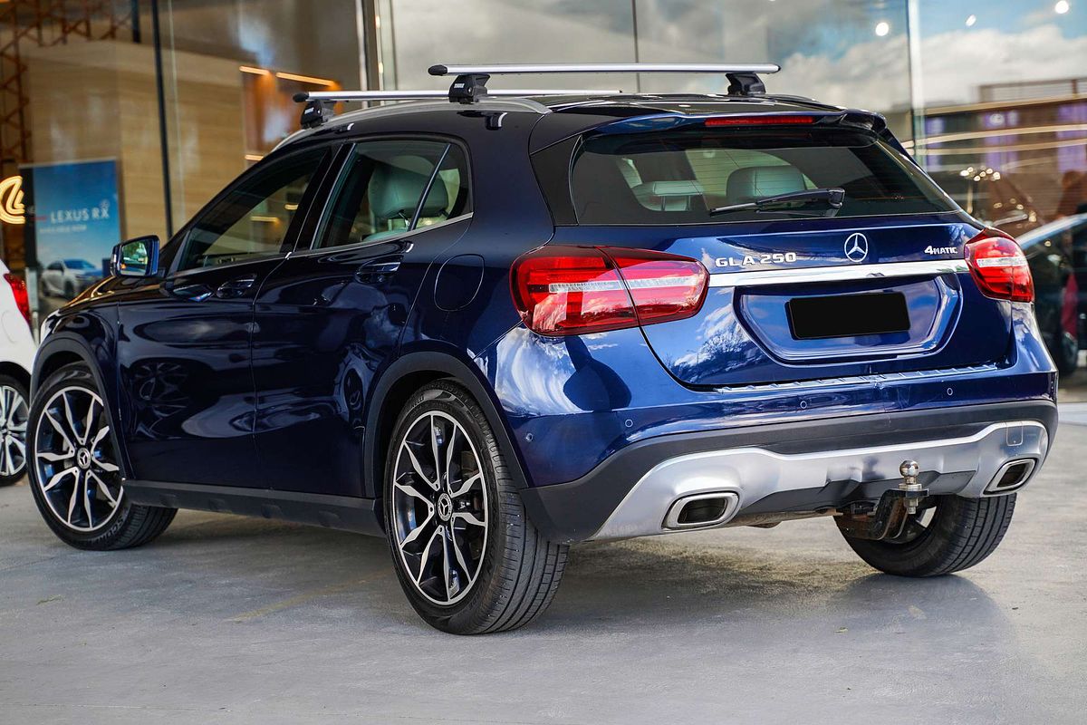 2017 Mercedes-Benz GLA-Class GLA250 X156
