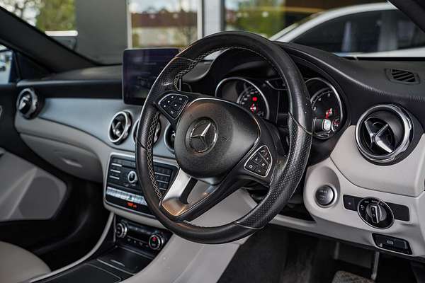 2017 Mercedes-Benz GLA-Class GLA250 X156