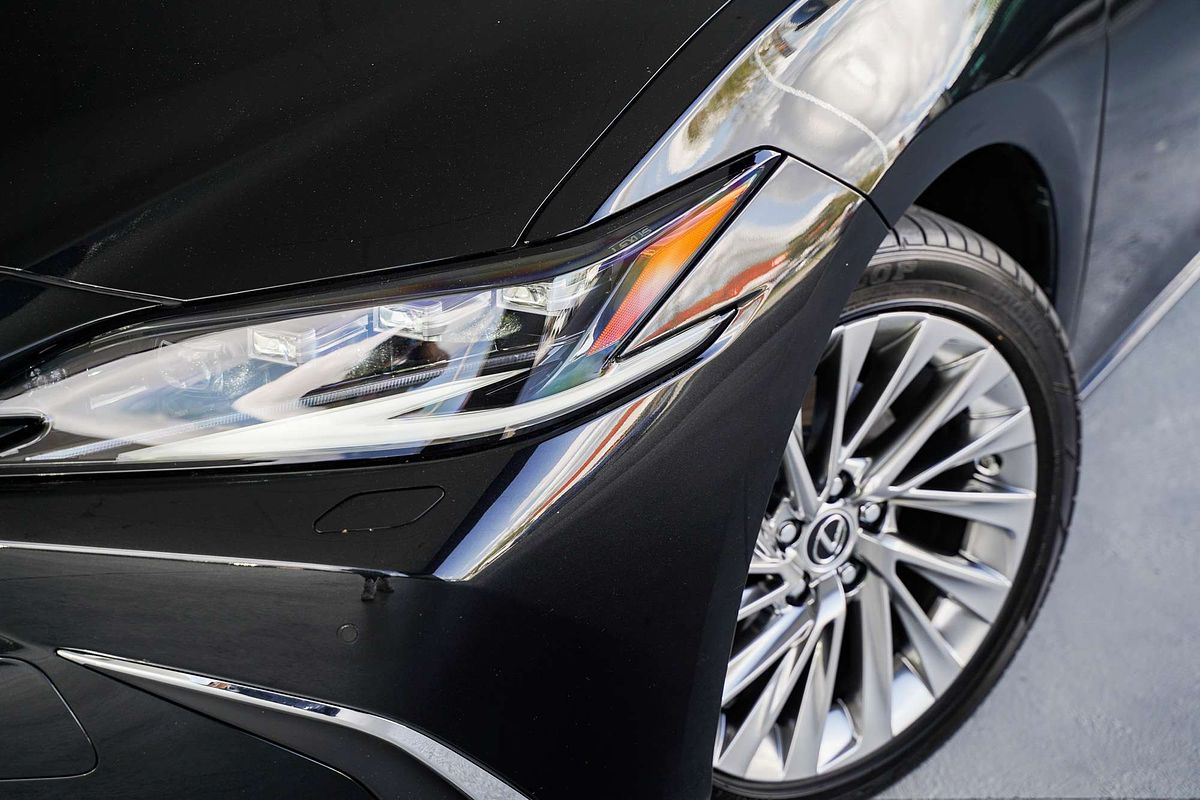 2023 Lexus ES ES300h Sports Luxury AXZH10R