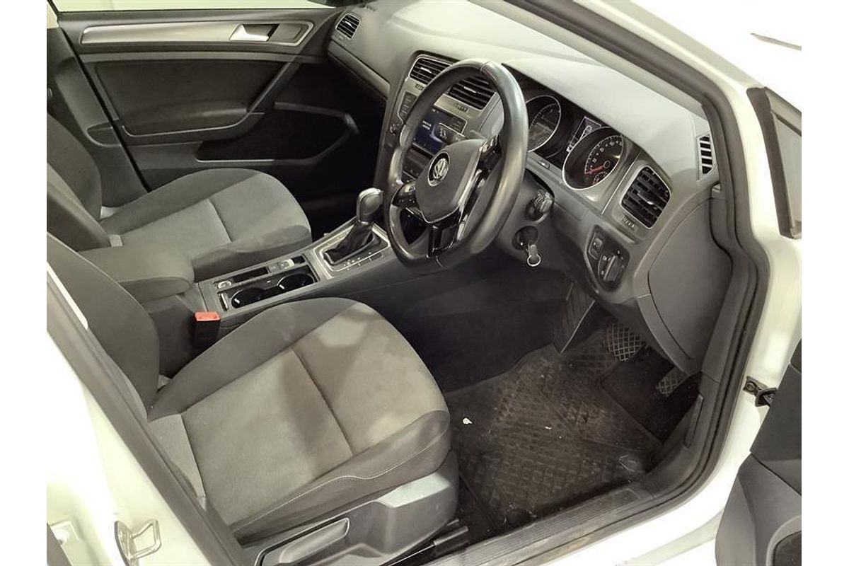 2017 Volkswagen Golf 92TSI 7