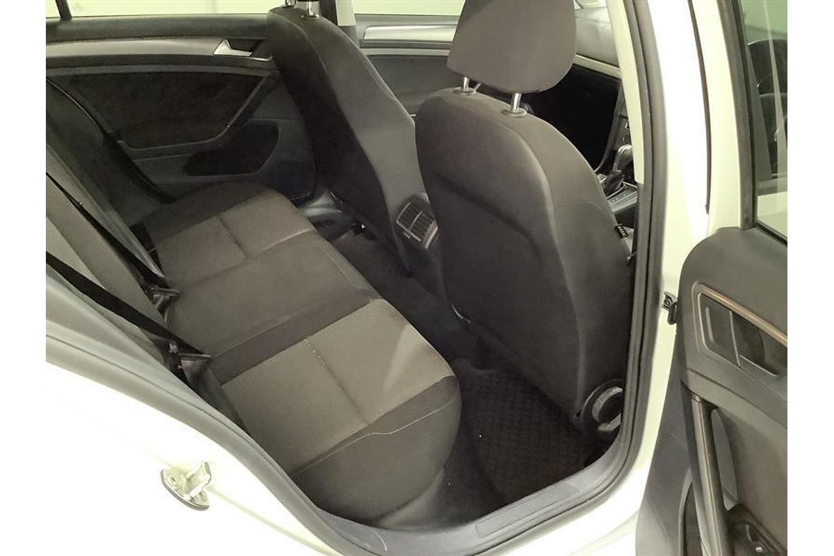 2017 Volkswagen Golf 92TSI 7