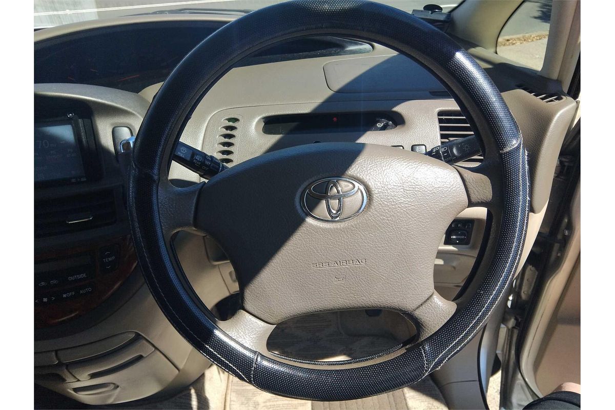 2005 Toyota Estima Aeras ACR40