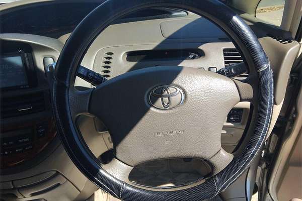 2005 Toyota Estima Aeras ACR40