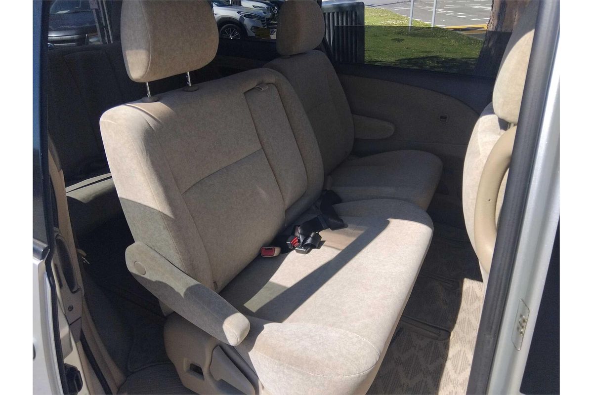 2005 Toyota Estima Aeras ACR40