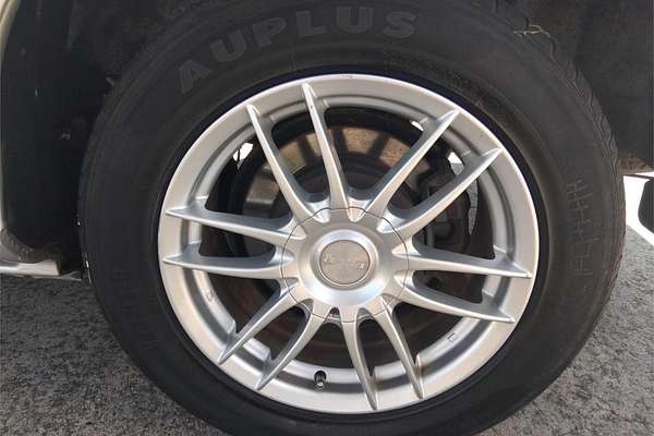 2005 Toyota Estima Aeras ACR40