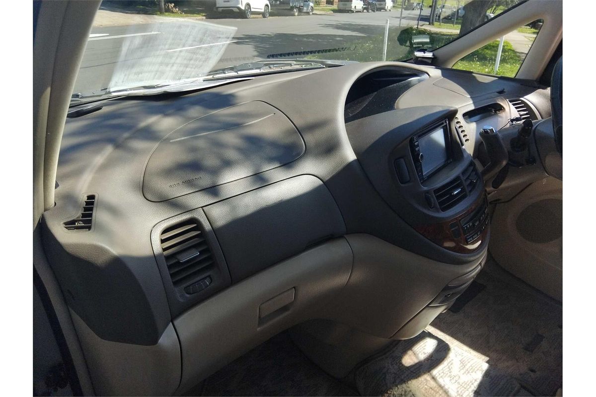 2005 Toyota Estima Aeras ACR40