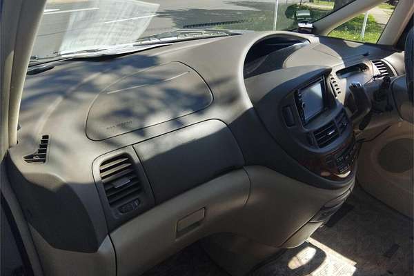 2005 Toyota Estima Aeras ACR40