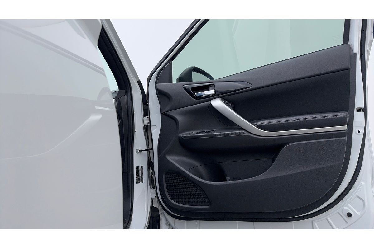 2019 Mitsubishi Eclipse Cross Black Edition YA