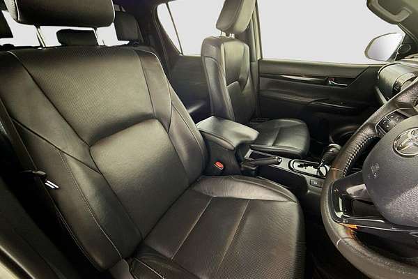 2020 Toyota Hilux Rugged X GUN126R 4X4