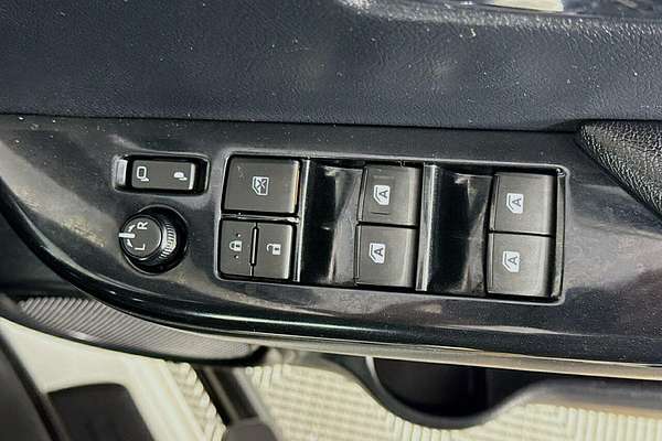 2020 Toyota Hilux Rugged X GUN126R 4X4