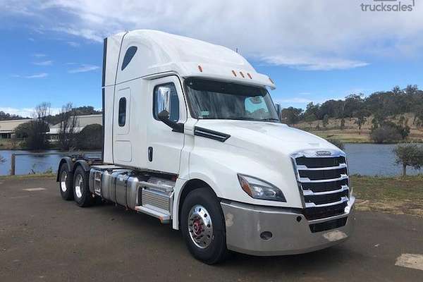 2023 Freightliner Cascadia 126