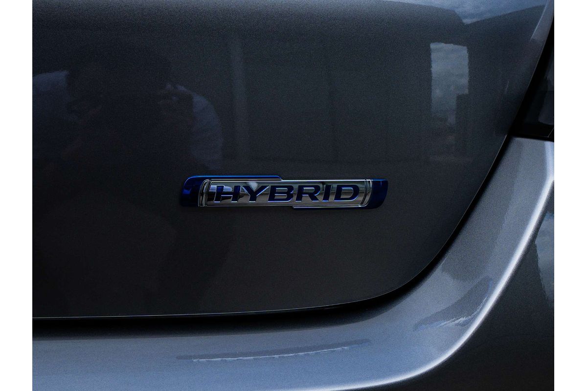 2025 Suzuki Swift Hybrid GLX UZ