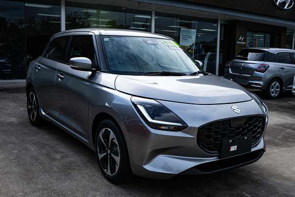 2025 Suzuki Swift Hybrid GLX UZ
