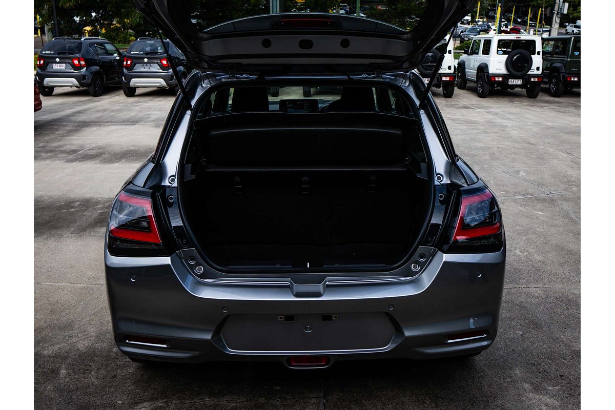 2025 Suzuki Swift Hybrid GLX UZ