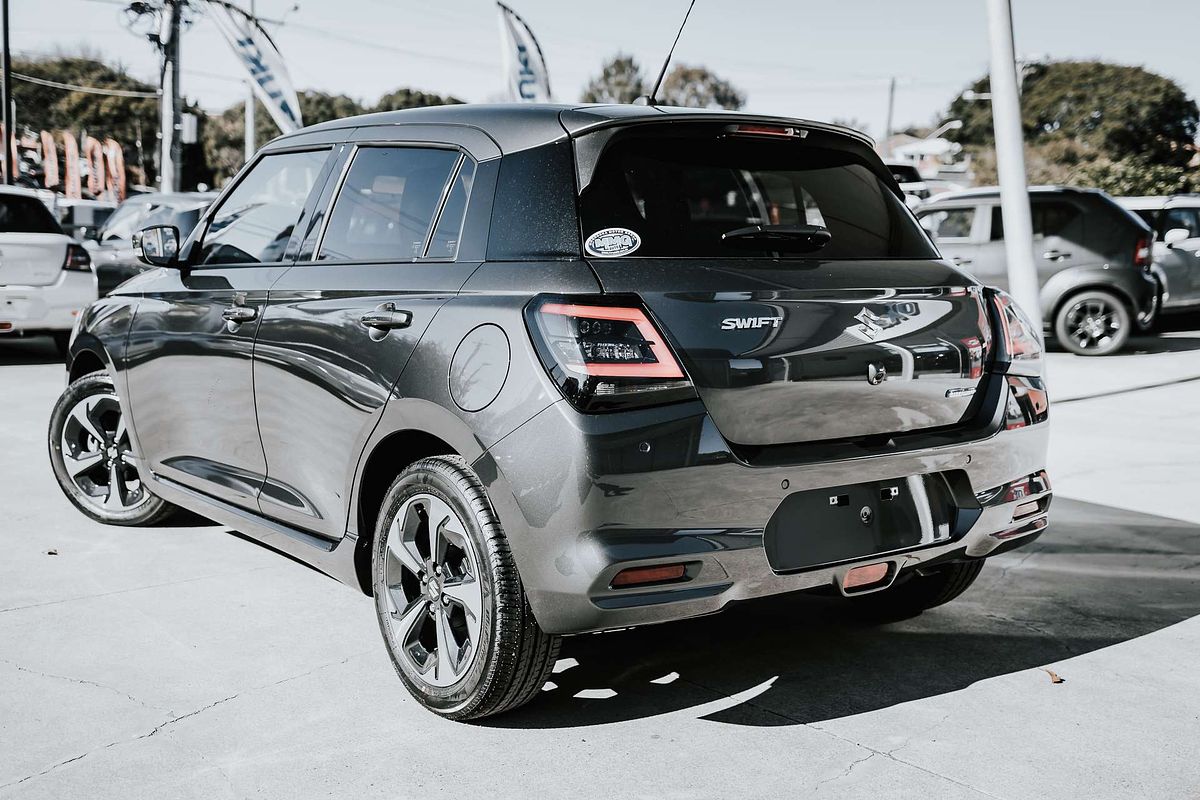 2025 Suzuki Swift Hybrid GLX UZ