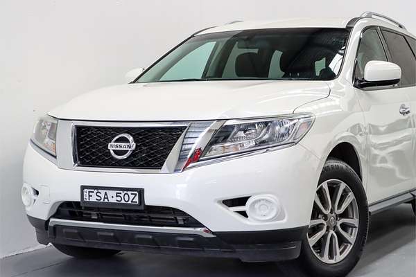 2015 Nissan Pathfinder ST R52