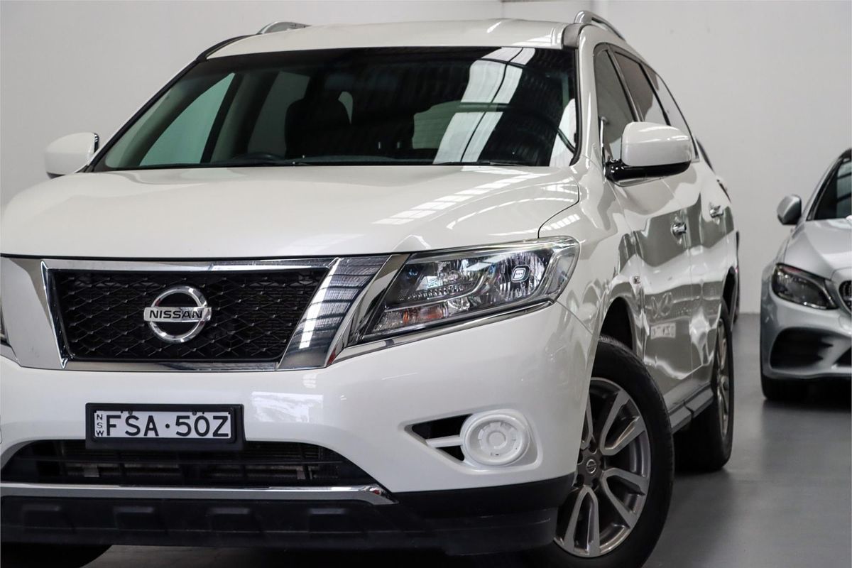 2015 Nissan Pathfinder ST R52
